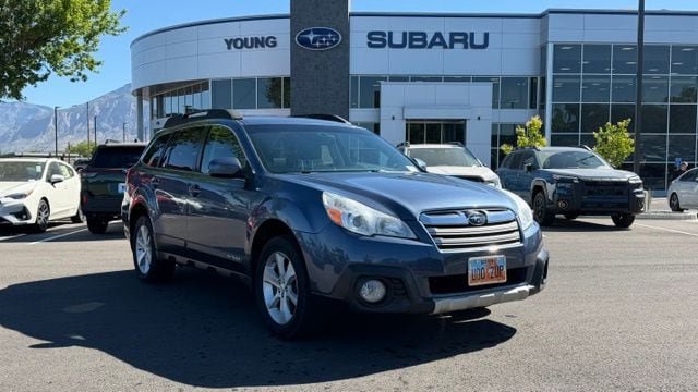 Used 2013 Subaru Outback 2.5i Limited AWD/4WD image 1