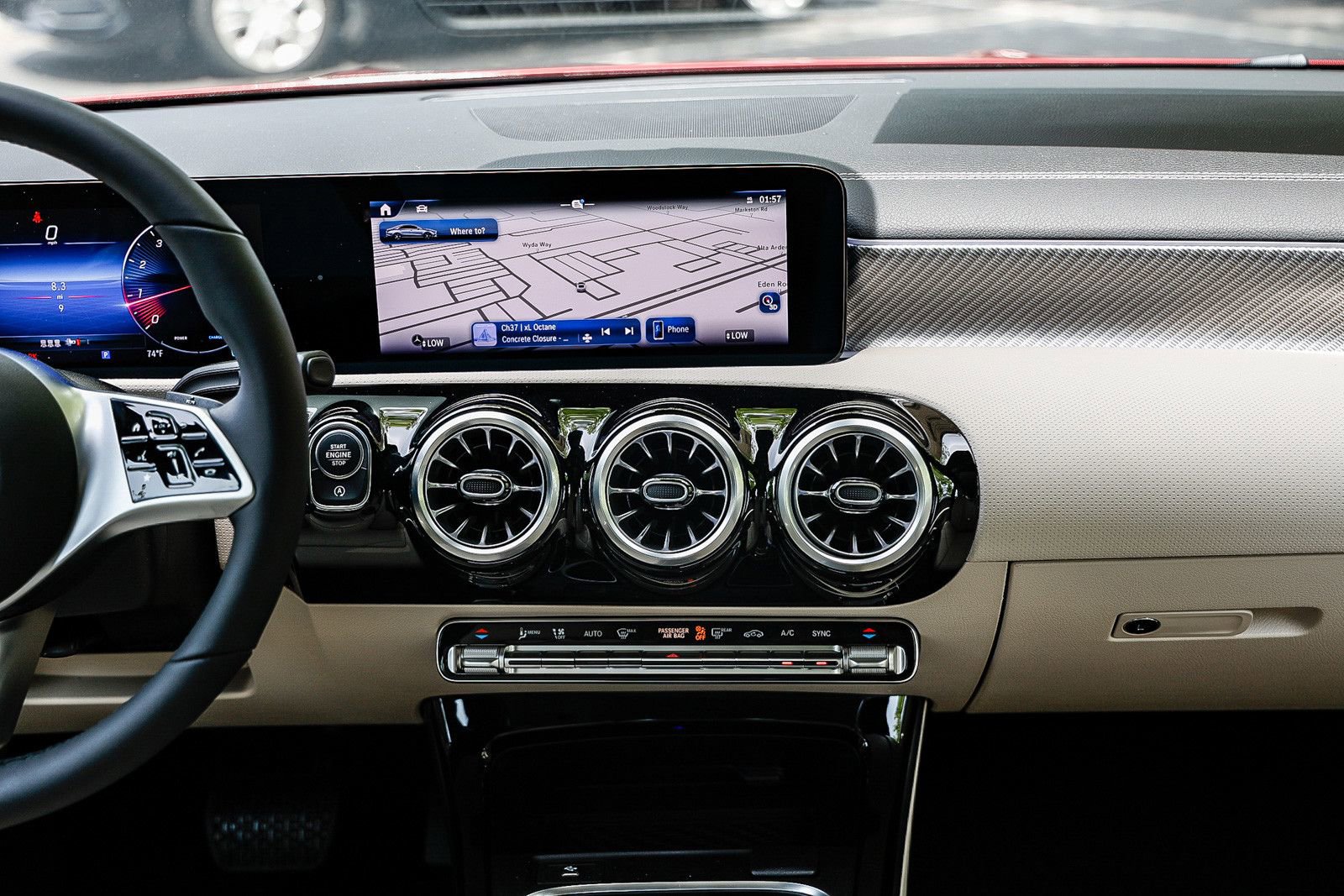 New 2025 Mercedes-Benz CLA 250 4MATIC image 11