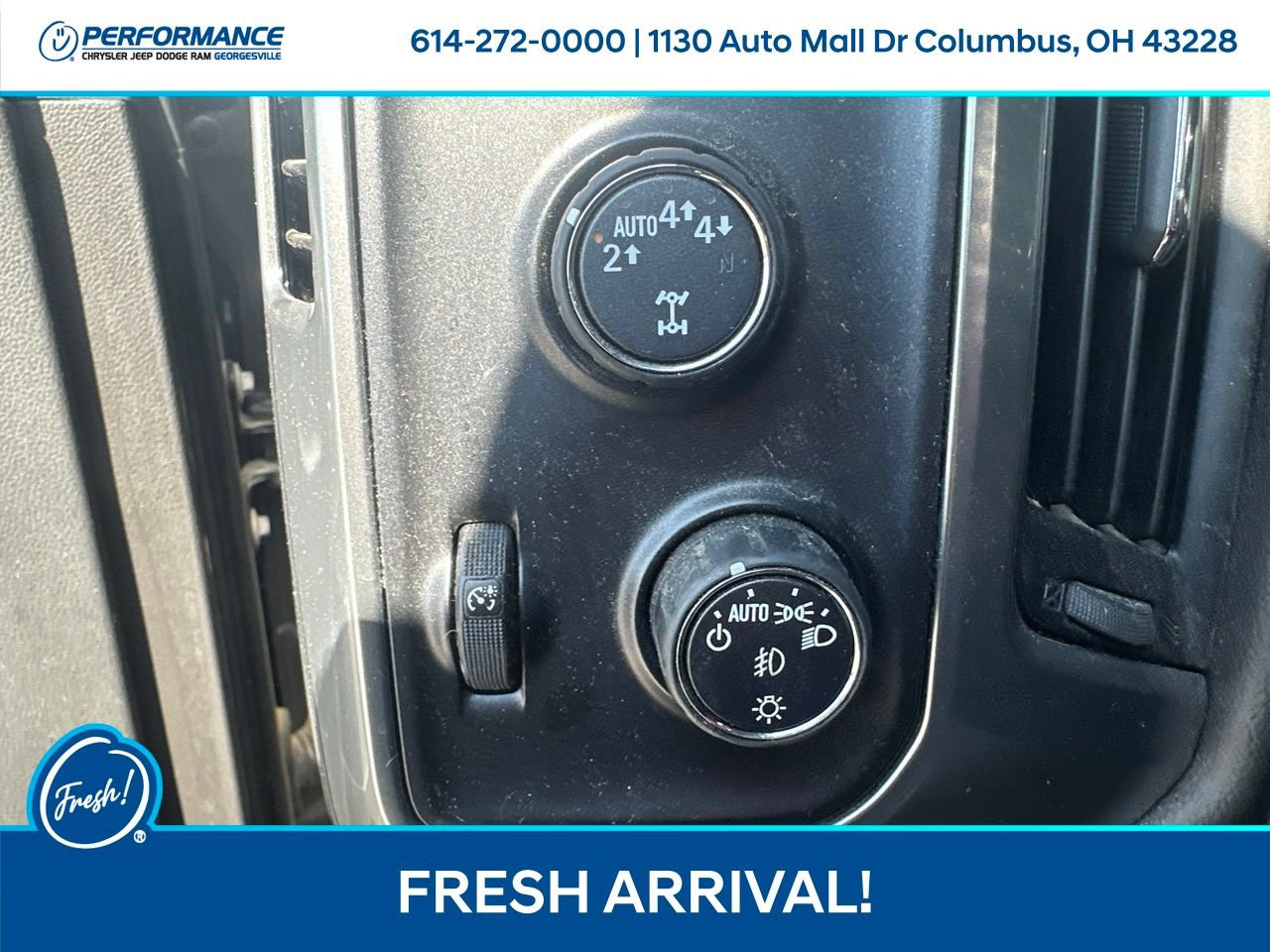 Used 2017 Chevrolet Silverado 1500 LT w/ Redline Edition AWD/4WD image 19