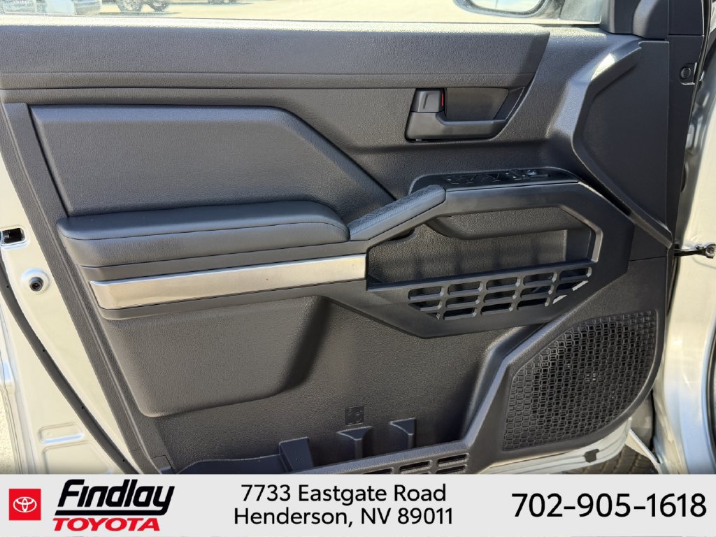 Certified 2025 Toyota 4Runner SR5 RWD image 21