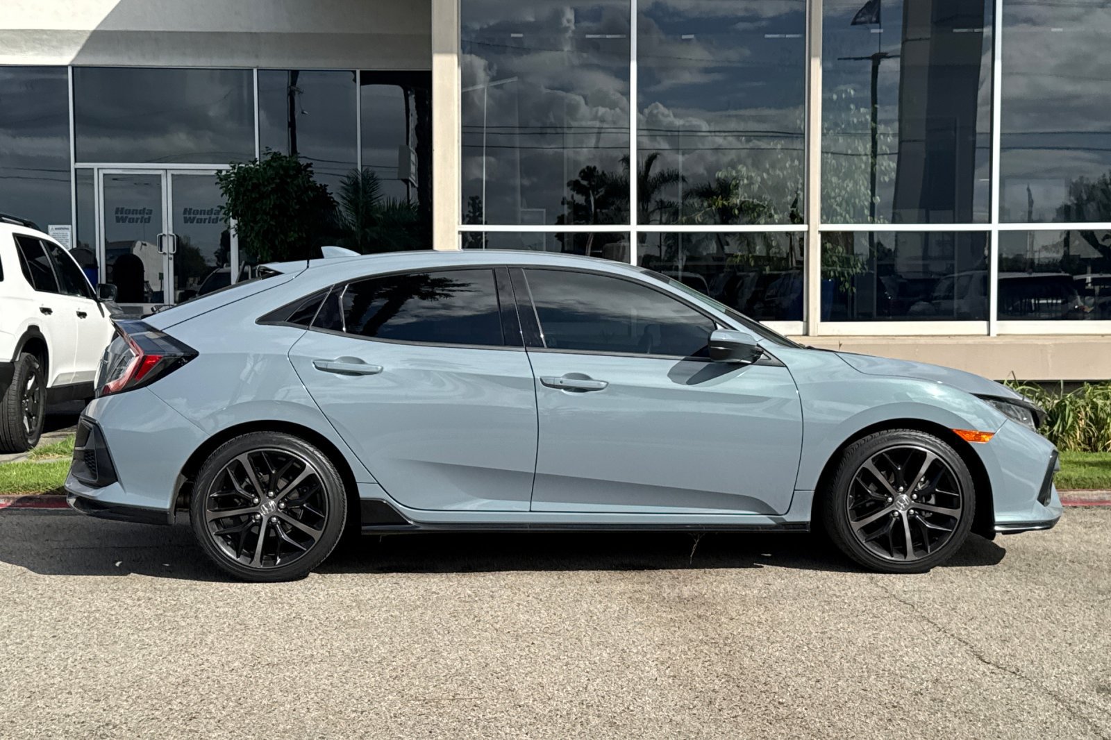 Used 2021 Honda Civic Sport image 4