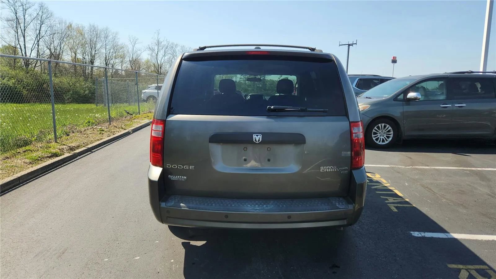 Used 2010 Dodge Grand Caravan Hero w/ Popular Equipment Group image 7