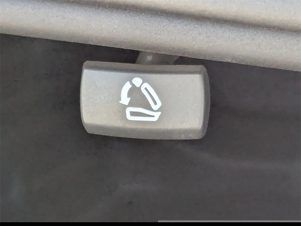 Used 2024 Chevrolet Malibu LT image 15