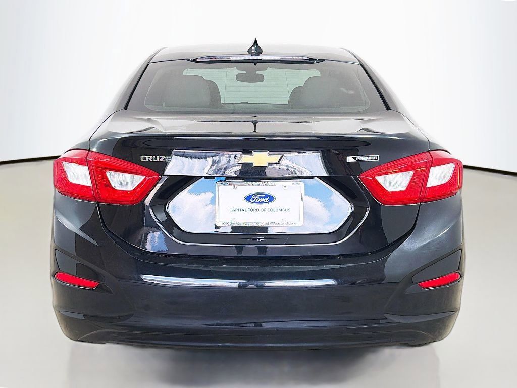 Used 2016 Chevrolet Cruze Premier w/ Enhanced Convenience Package FWD image 11