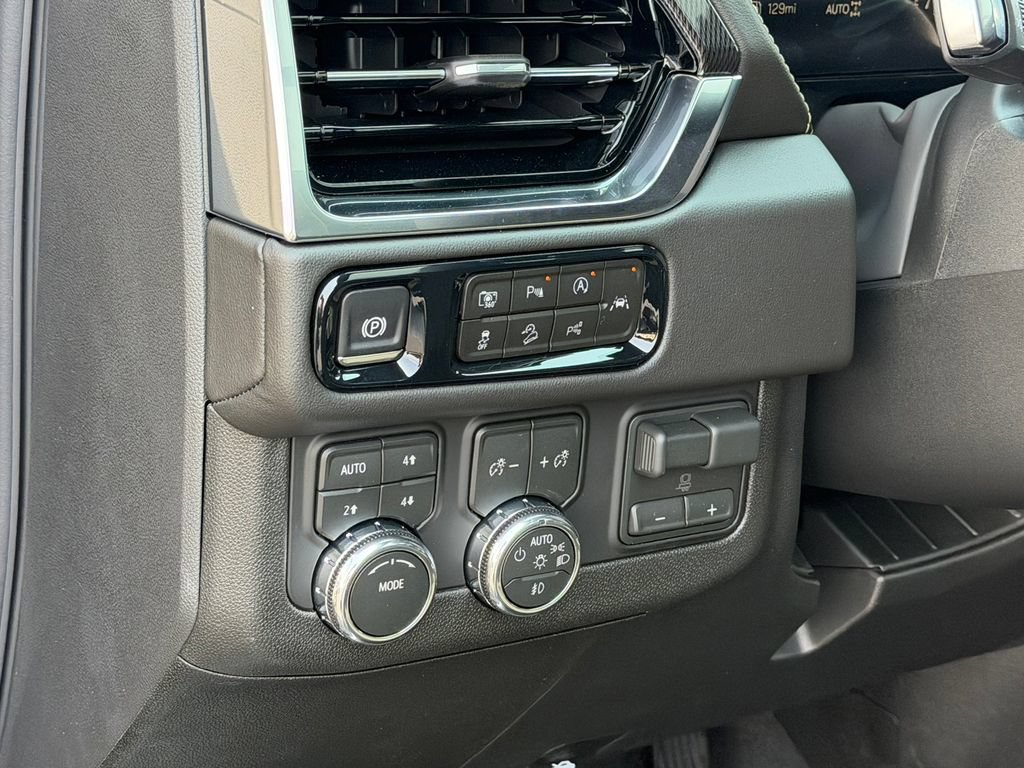 New 2026 GMC Yukon XL Elevation w/ Elevation Premium Package AWD/4WD image 42