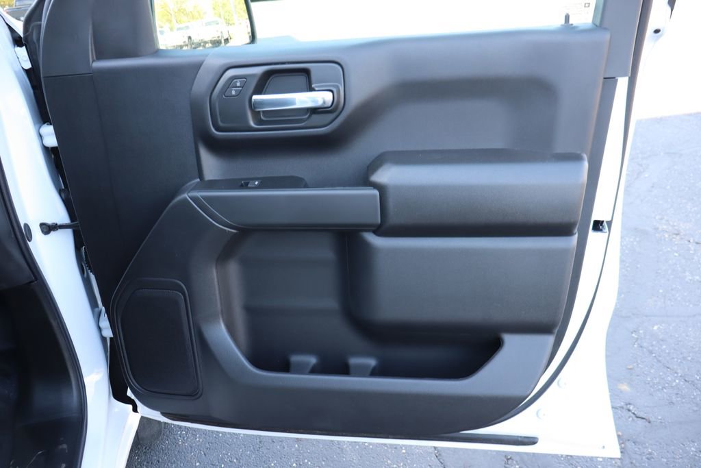 Used 2026 Chevrolet Silverado 1500 W/T w/ WT Value Package AWD/4WD image 19