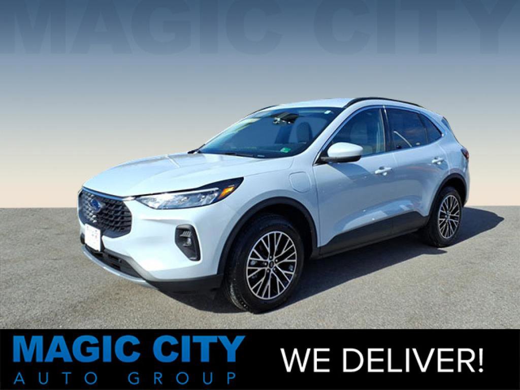 Used 2025 Ford Escape SE