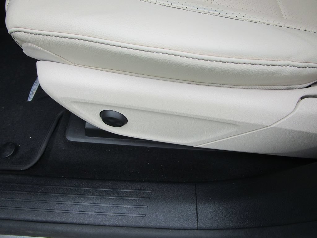 Used 2021 Mercedes-Benz GLE 350 image 25