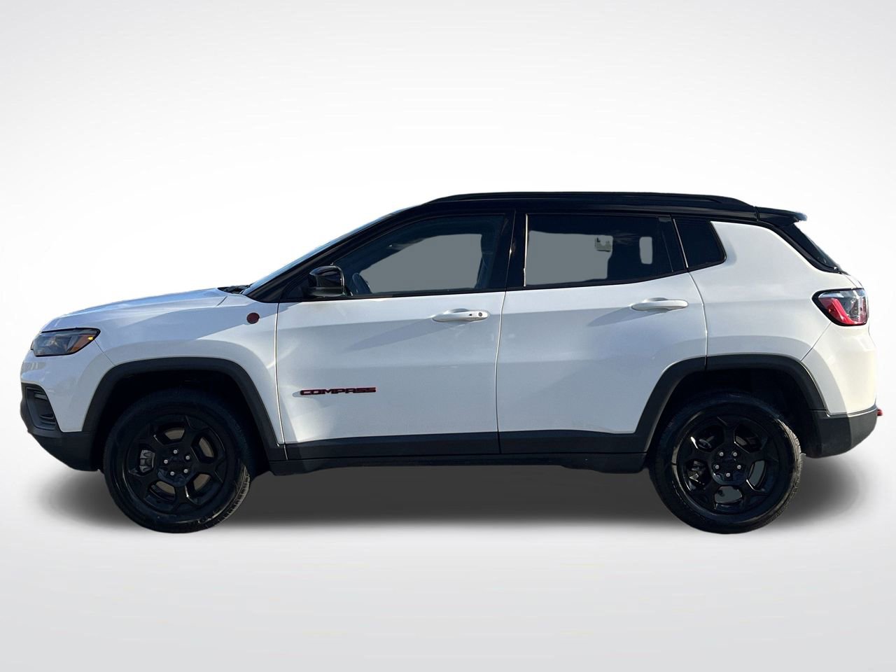 Used 2023 Jeep Compass Trailhawk image 28