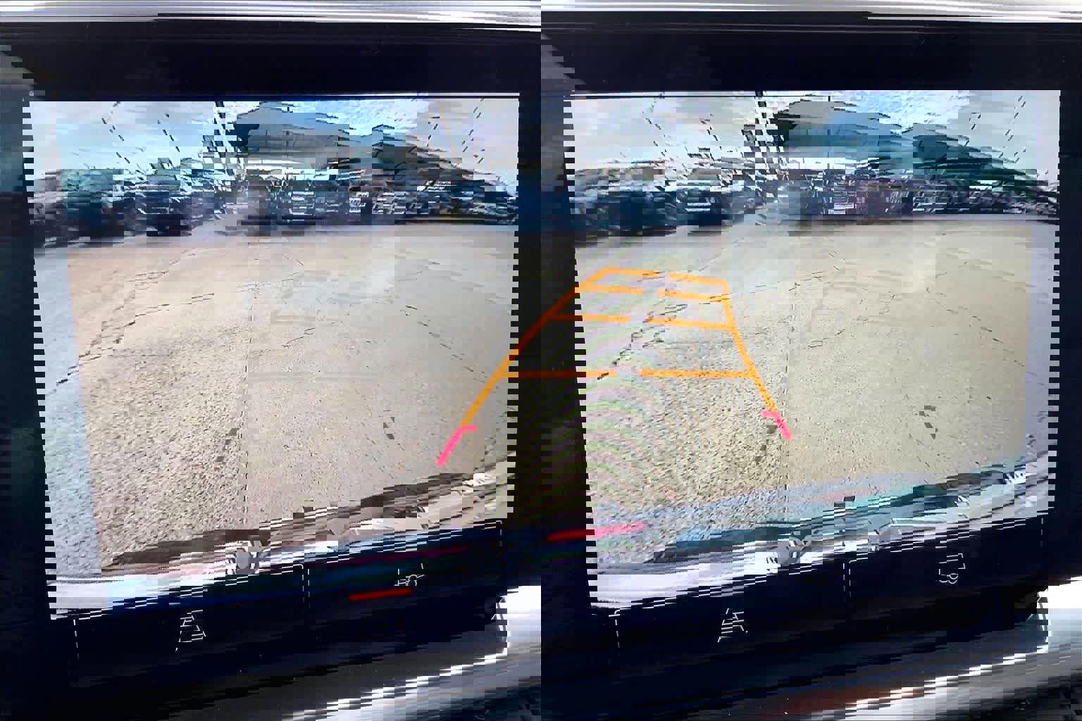 Certified 2023 GMC Sierra 1500 SLT image 24