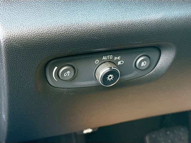 Used 2019 Chevrolet Traverse Premier image 11