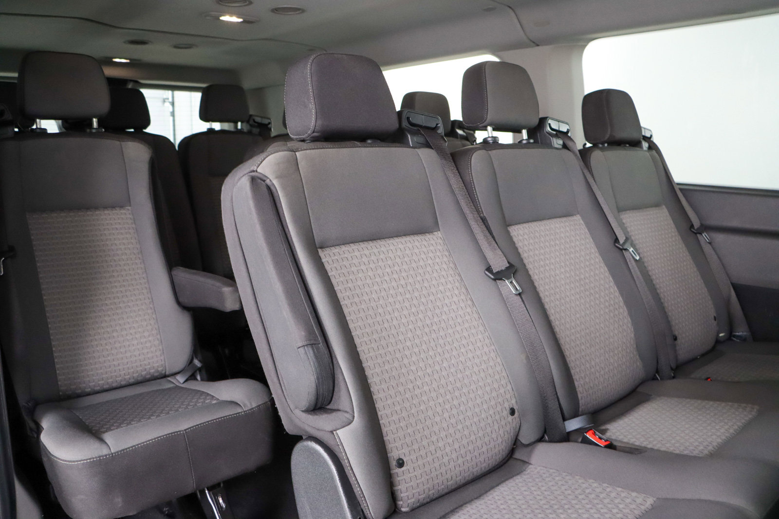 Used 2023 Ford Transit 350 XLT image 27