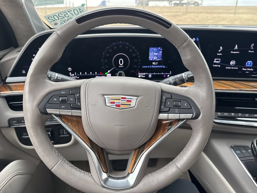 Used 2023 Cadillac Escalade Premium Luxury Platinum w/ Heavy-Duty Trailer Package AWD/4WD image 19