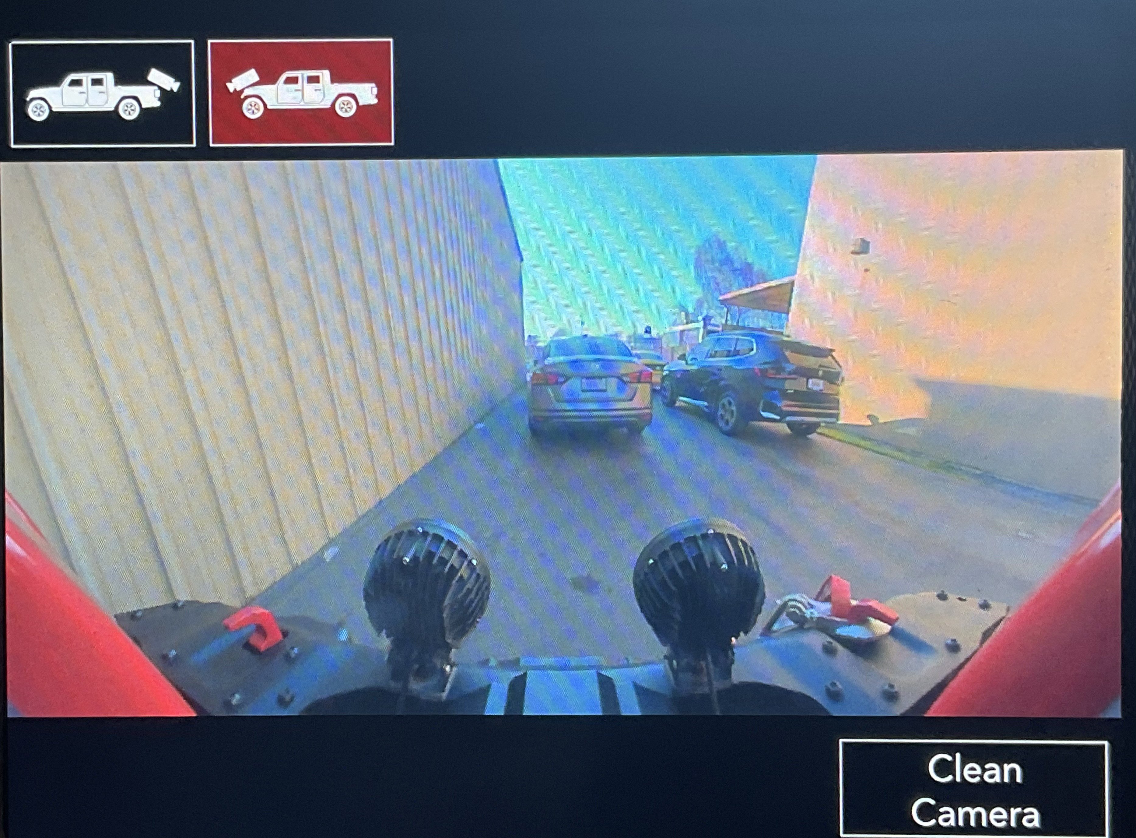 Used 2020 Jeep Gladiator Rubicon w/ Advanced Safety Group image 19