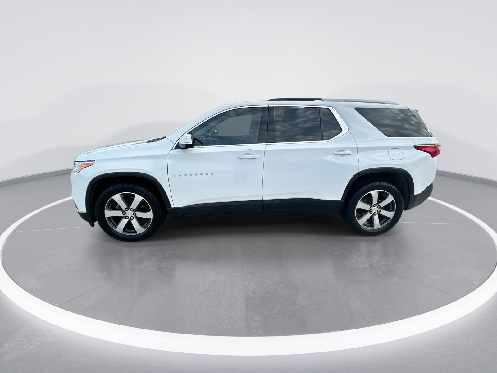 Certified 2018 Chevrolet Traverse LT AWD/4WD image 5