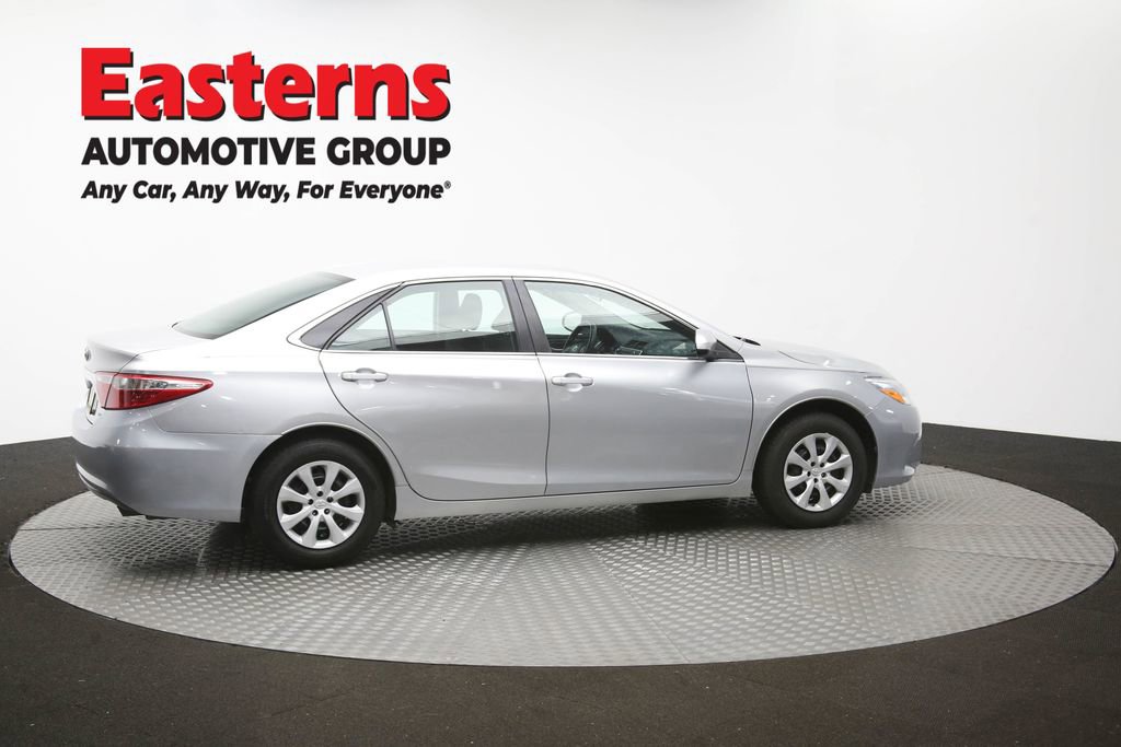 Used 2017 Toyota Camry LE FWD image 42