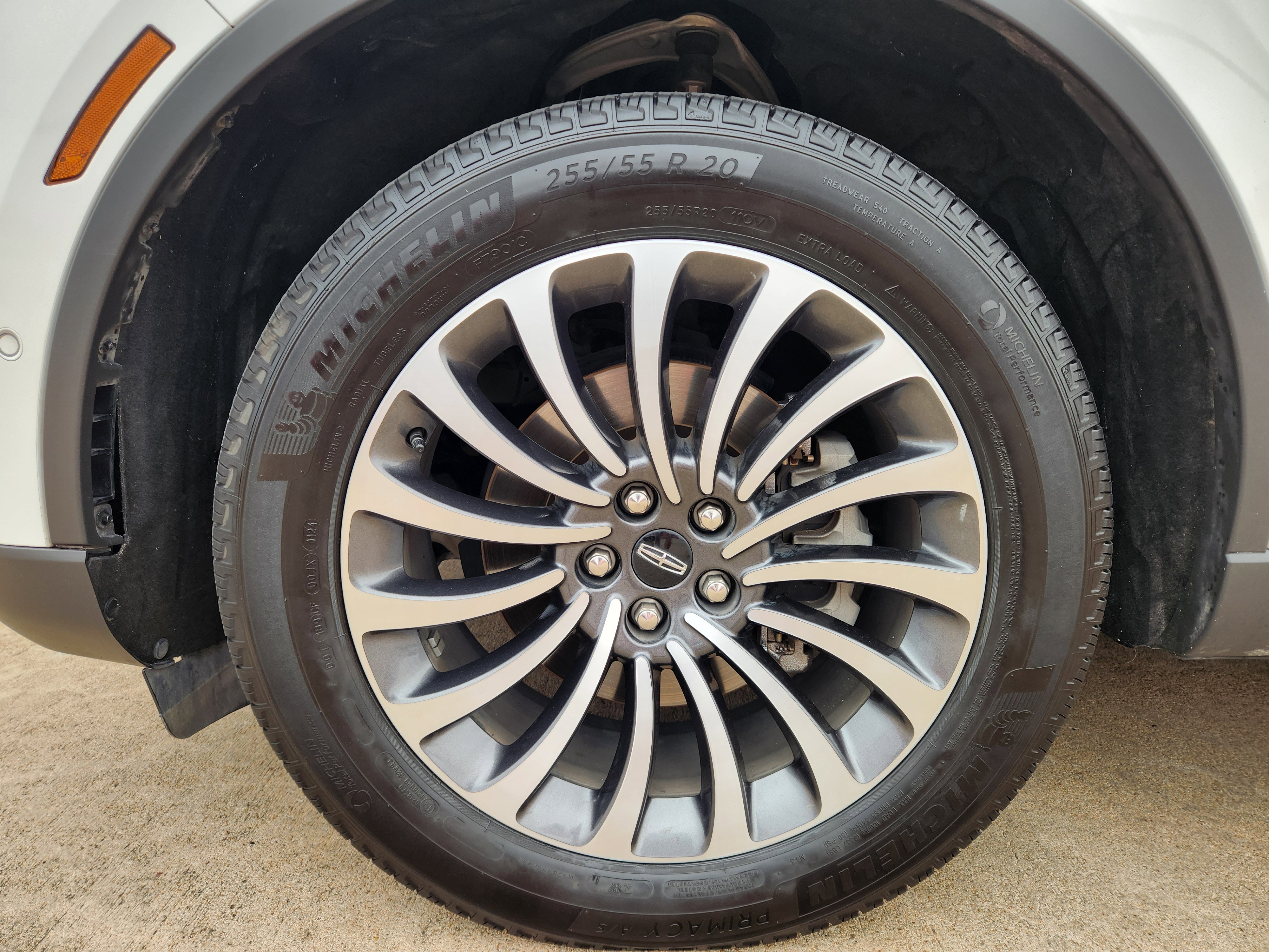 Used 2024 Lincoln Aviator Reserve w/ Equipment Group 201A image 11