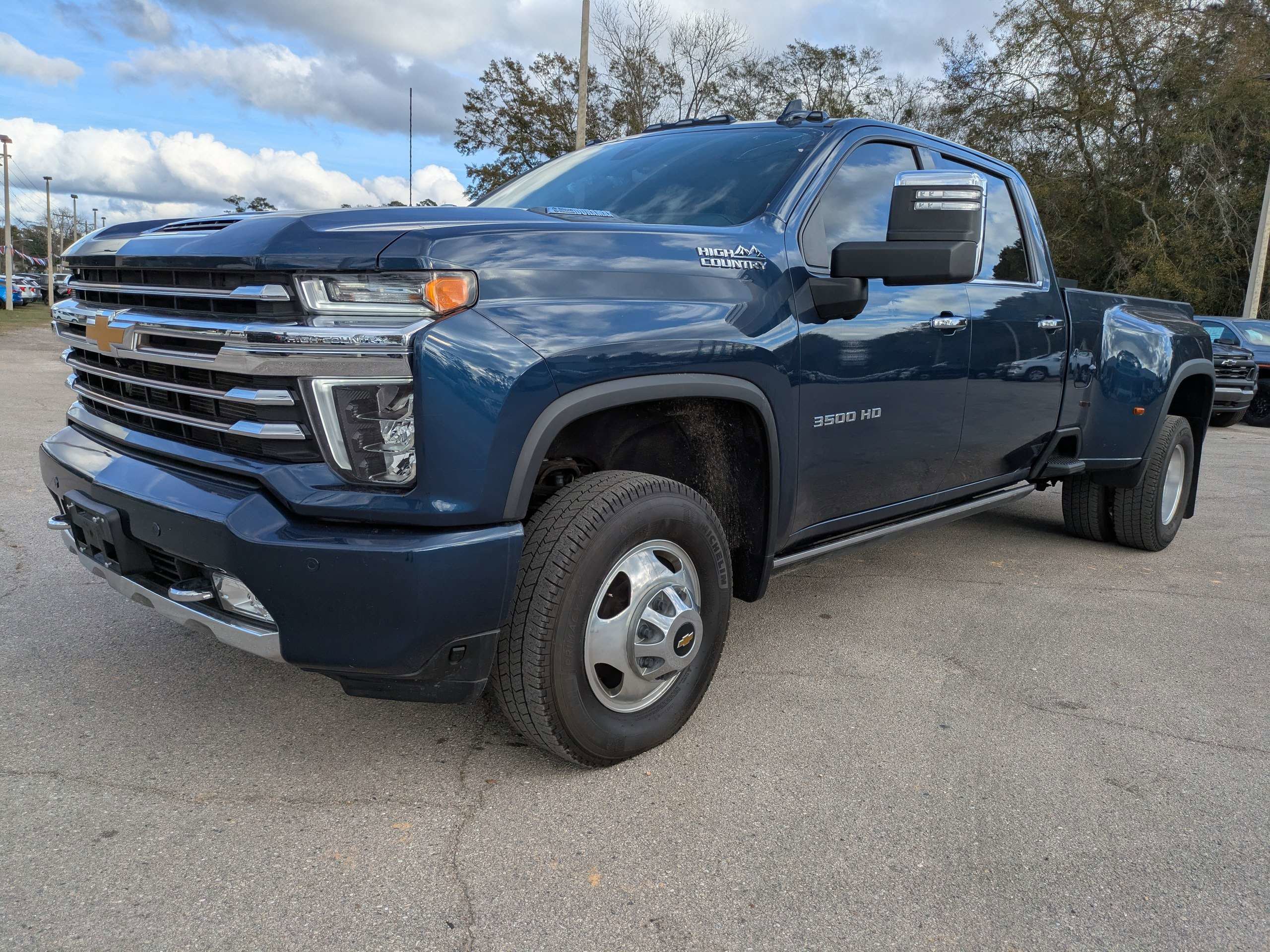 Used 2023 Chevrolet Silverado 3500 High Country AWD/4WD image 8