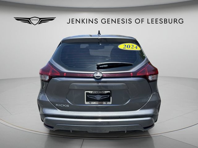 Used 2024 Nissan Kicks S FWD image 6