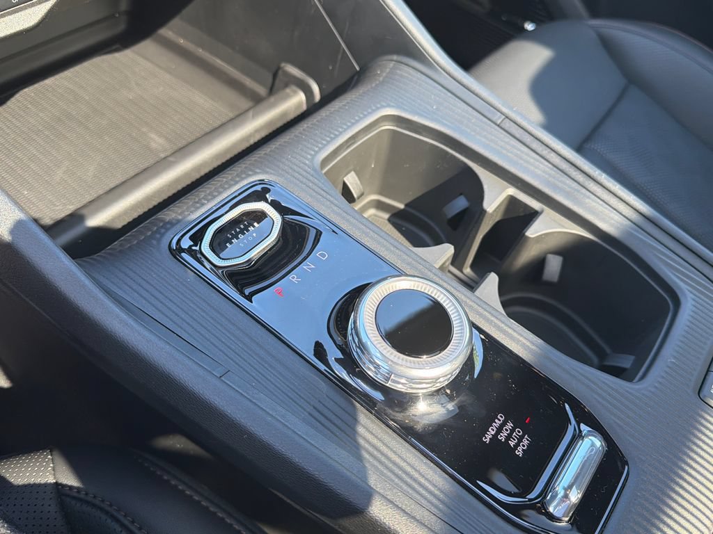 New 2026 Jeep Cherokee Overland w/ Advanced Pro Tech Group AWD/4WD image 35