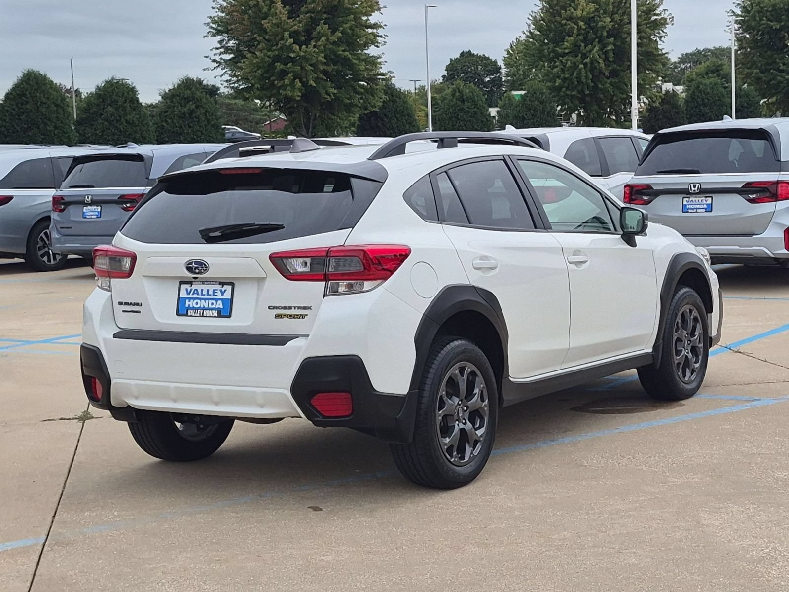Used 2021 Subaru Crosstrek 2.5i Sport w/ Moonroof Package AWD/4WD image 6