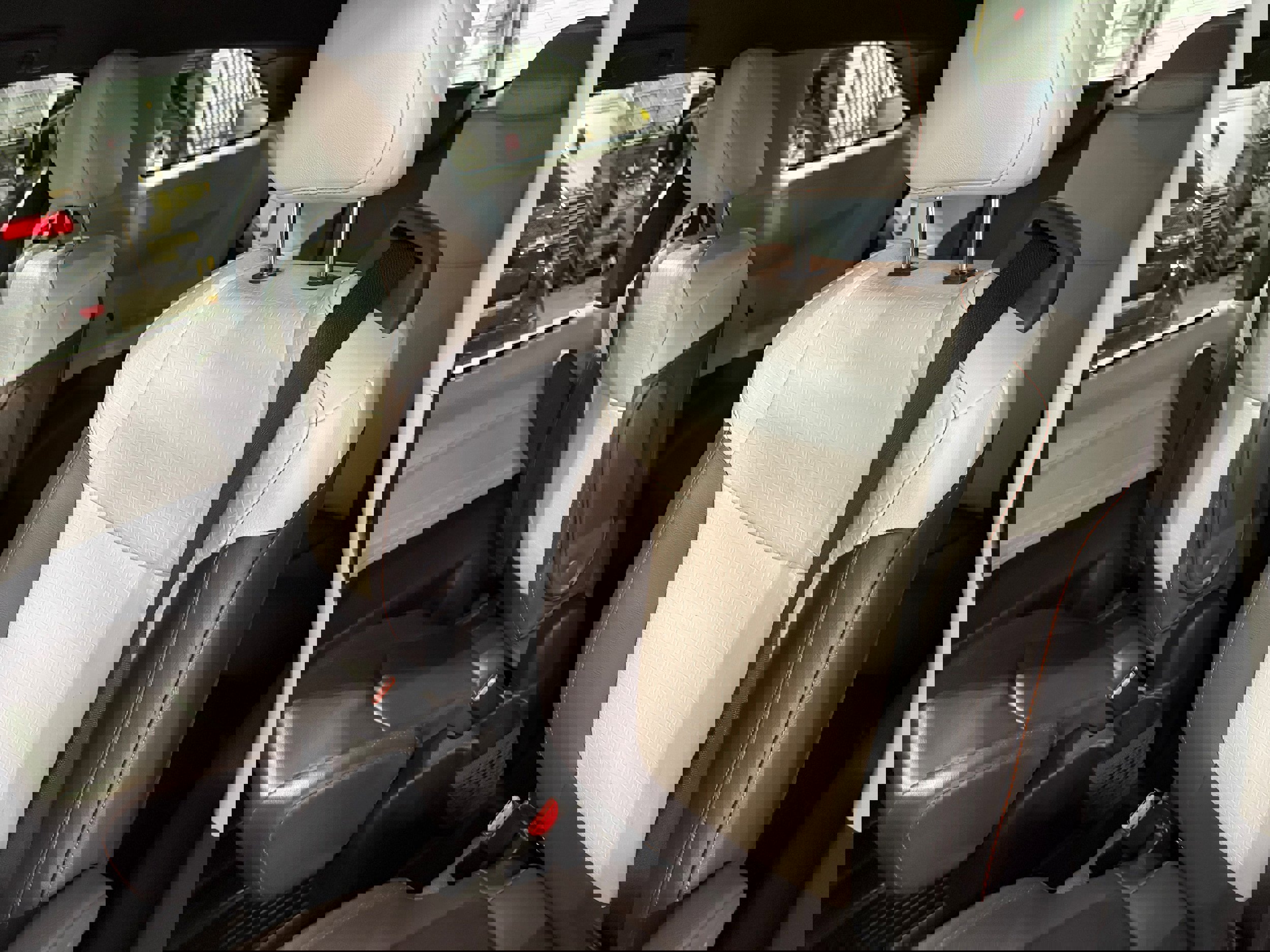 Used 2022 Toyota Sienna XSE w/ XSE Plus Package image 32