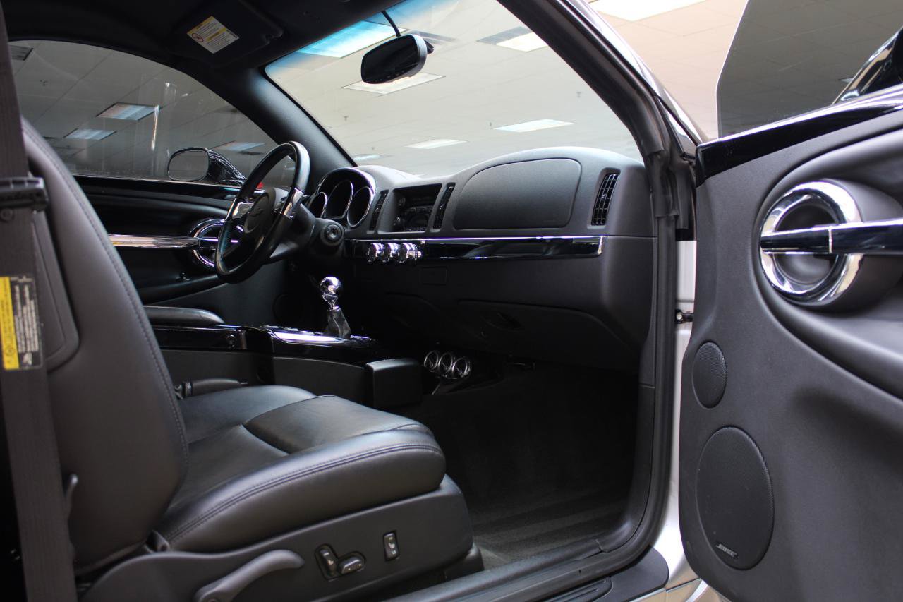 Used 2006 Chevrolet SSR w/ Preferred Equipment Group RWD image 6