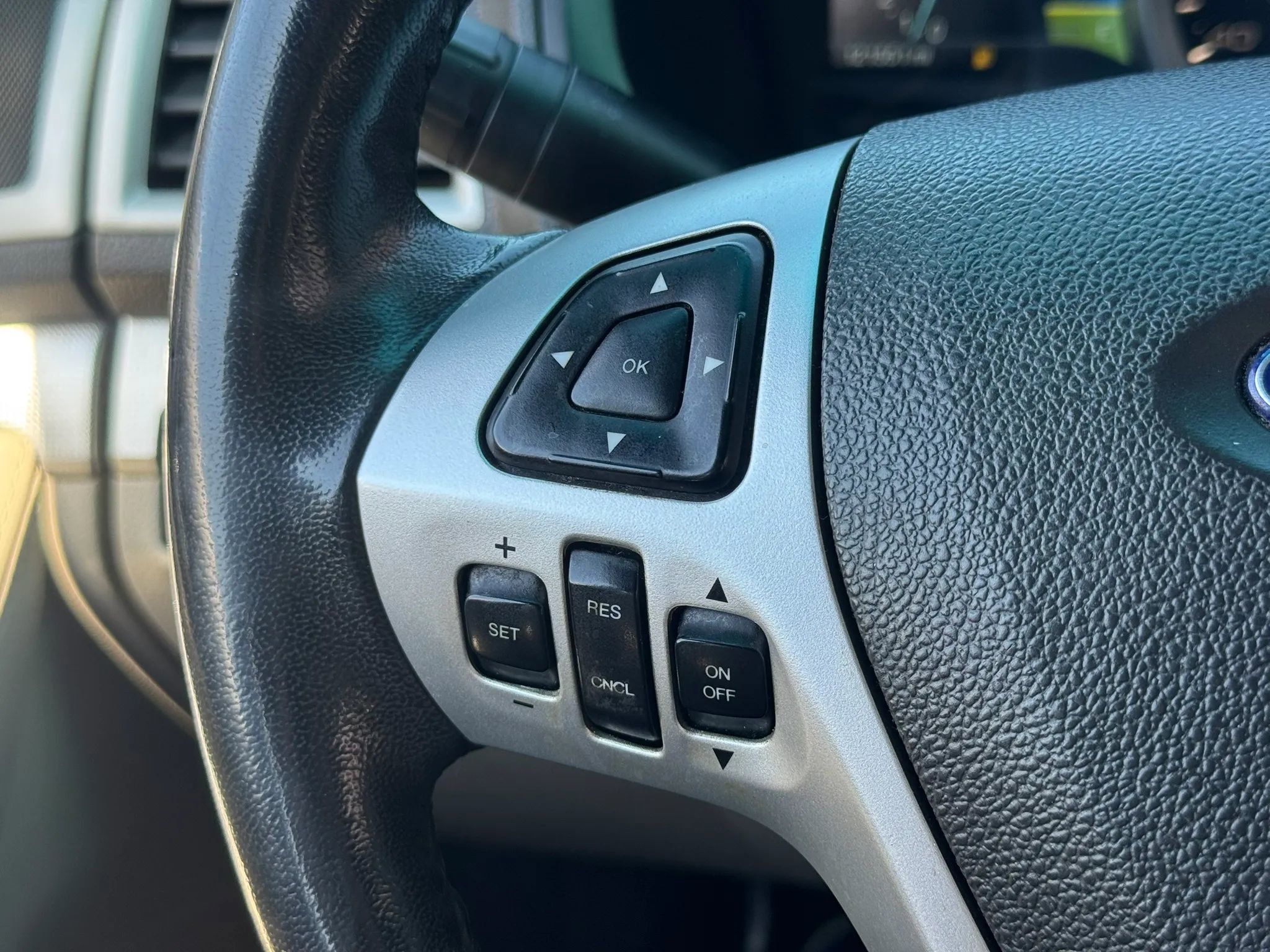 Used 2011 Ford Explorer XLT w/ 202A Rapid Spec Order Code FWD image 27