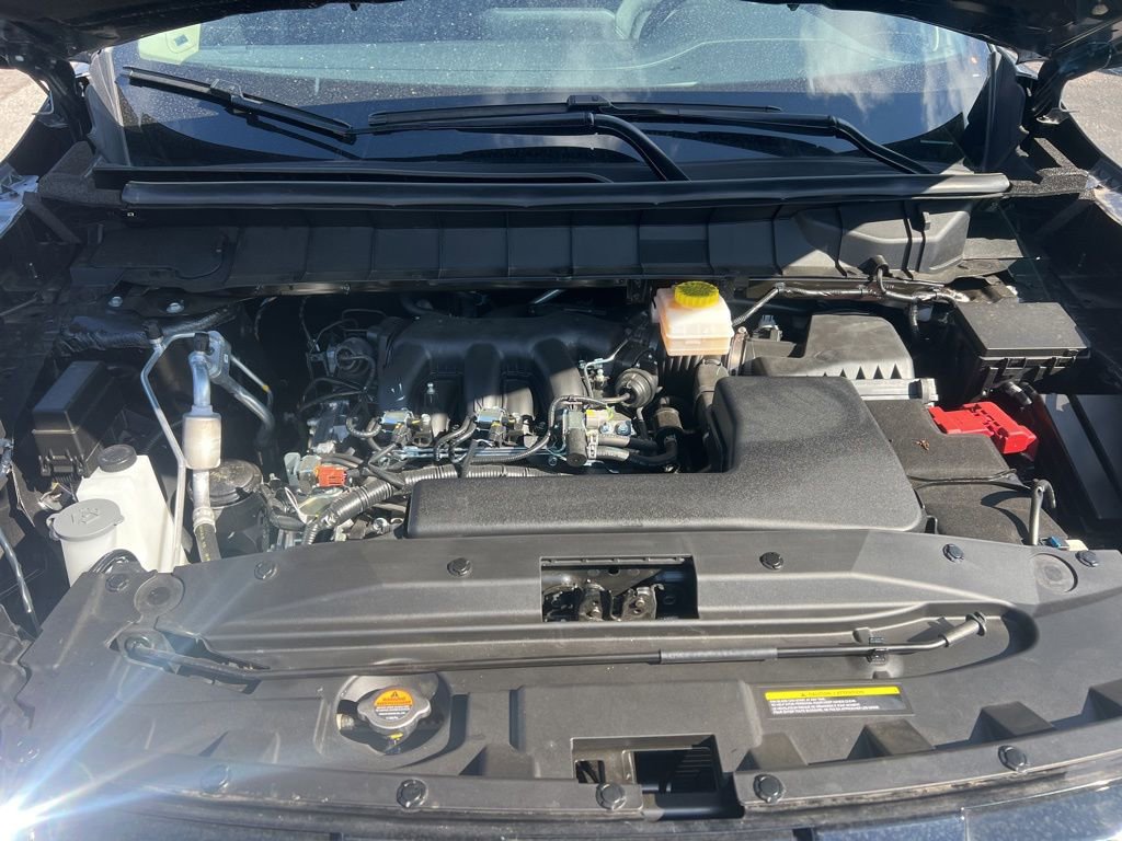 Used 2025 Nissan Pathfinder SL w/ SL Premium Package image 12