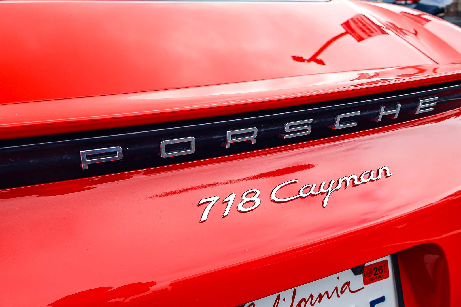 Used 2025 Porsche 718 Cayman RWD image 23