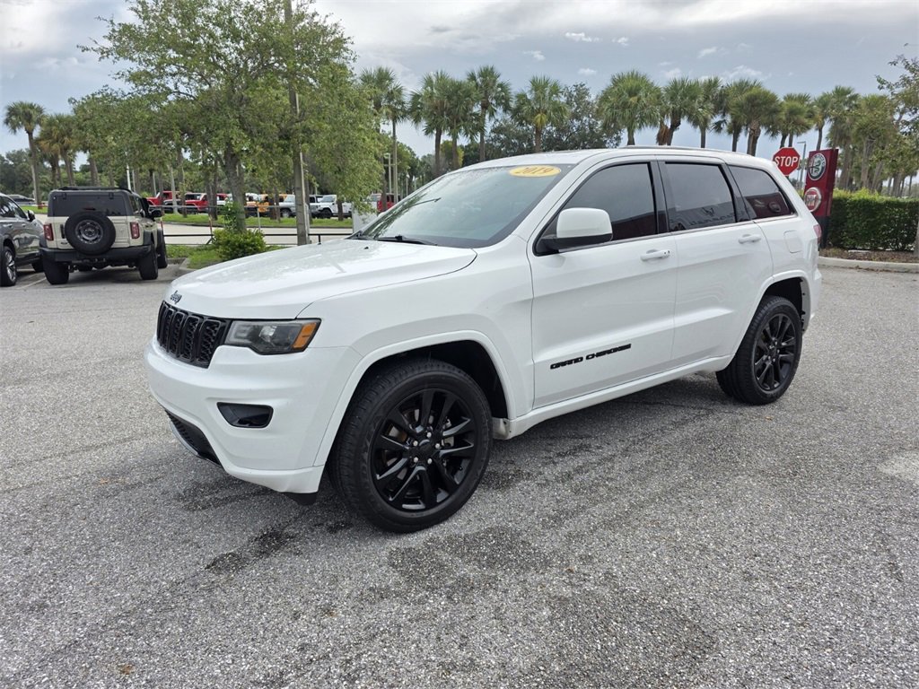 Used 2019 Jeep Grand Cherokee Altitude image 8