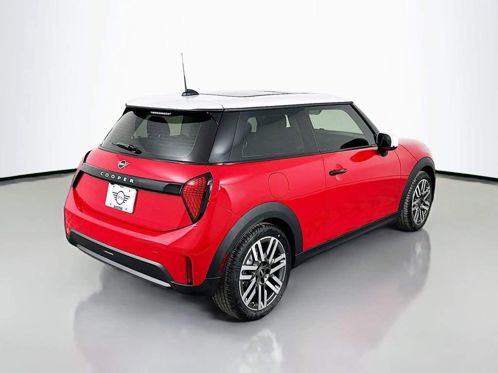 Certified 2025 MINI Cooper 2-Door Hardtop image 5