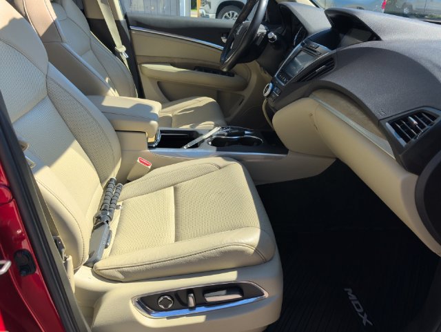Used 2020 Acura MDX w/ Technology Package AWD/4WD image 31