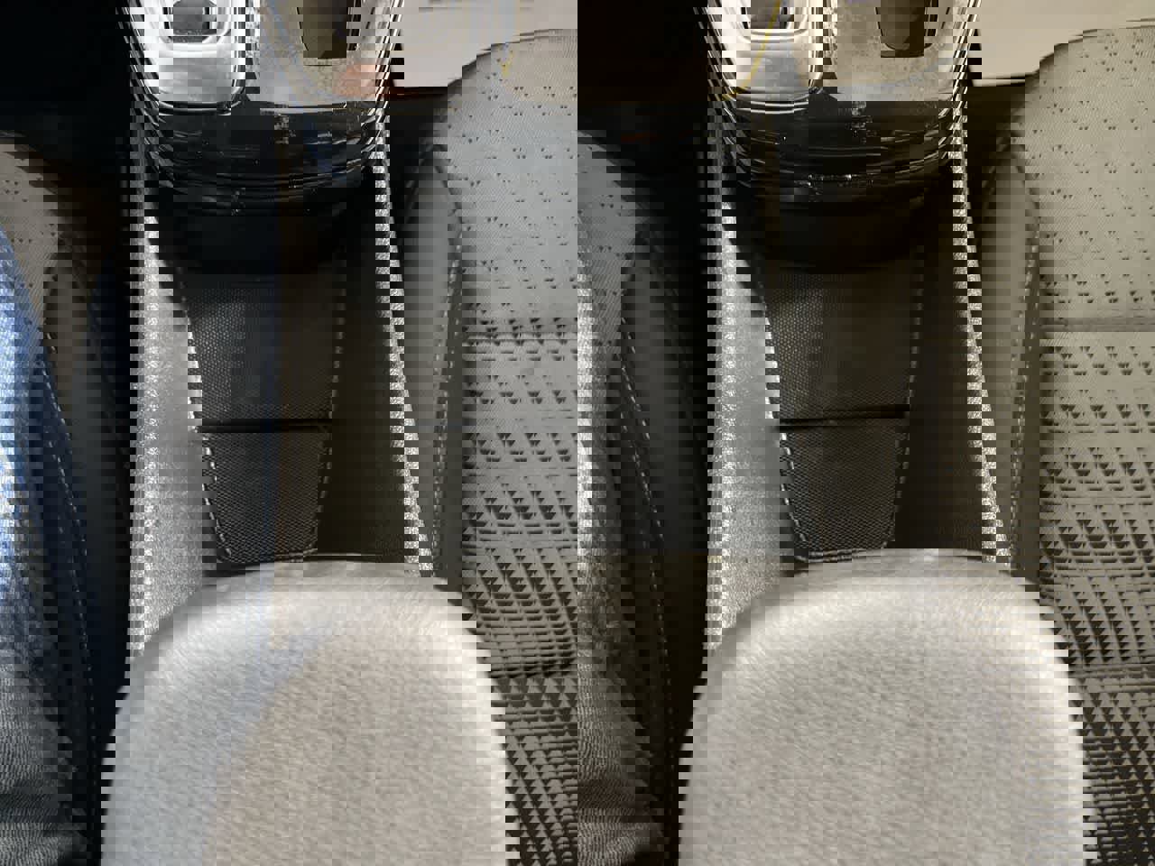 Used 2025 Chevrolet Trax LT w/ LT Convenience Package image 22