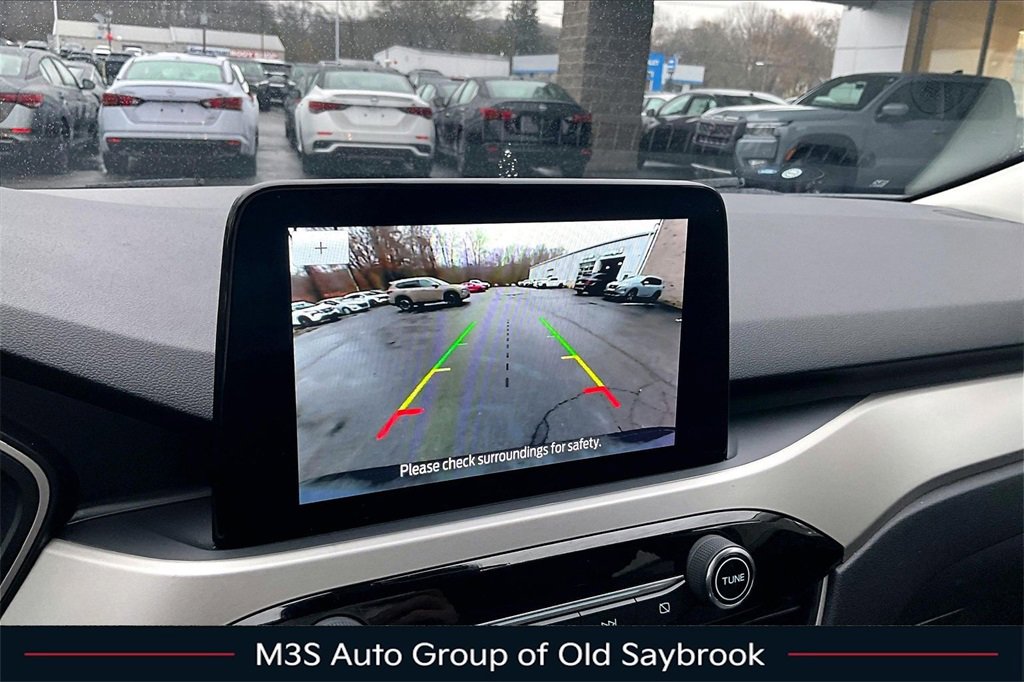 Used 2022 Ford Escape SE image 13