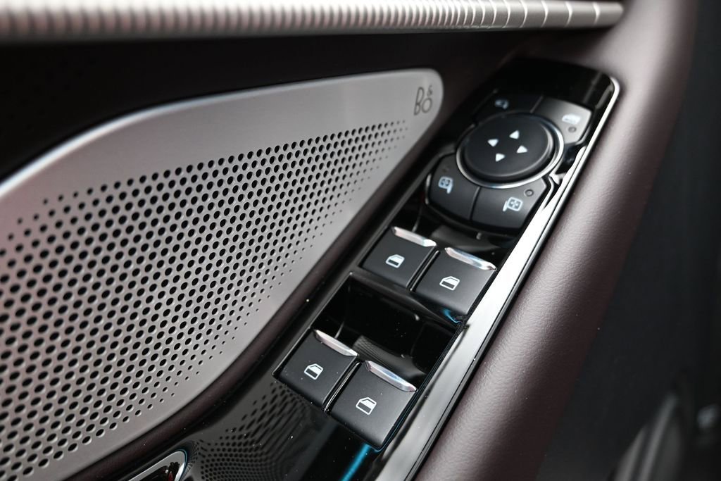 New 2026 Ford Explorer Platinum AWD/4WD image 18