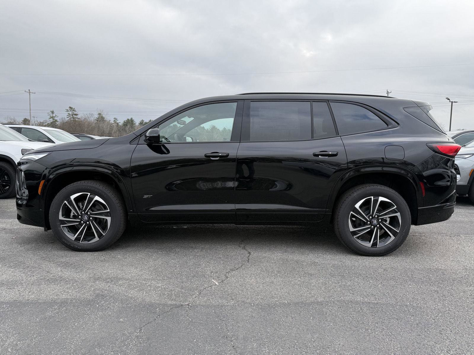 New 2026 Buick Enclave Sport Touring w/ Power Package image 8