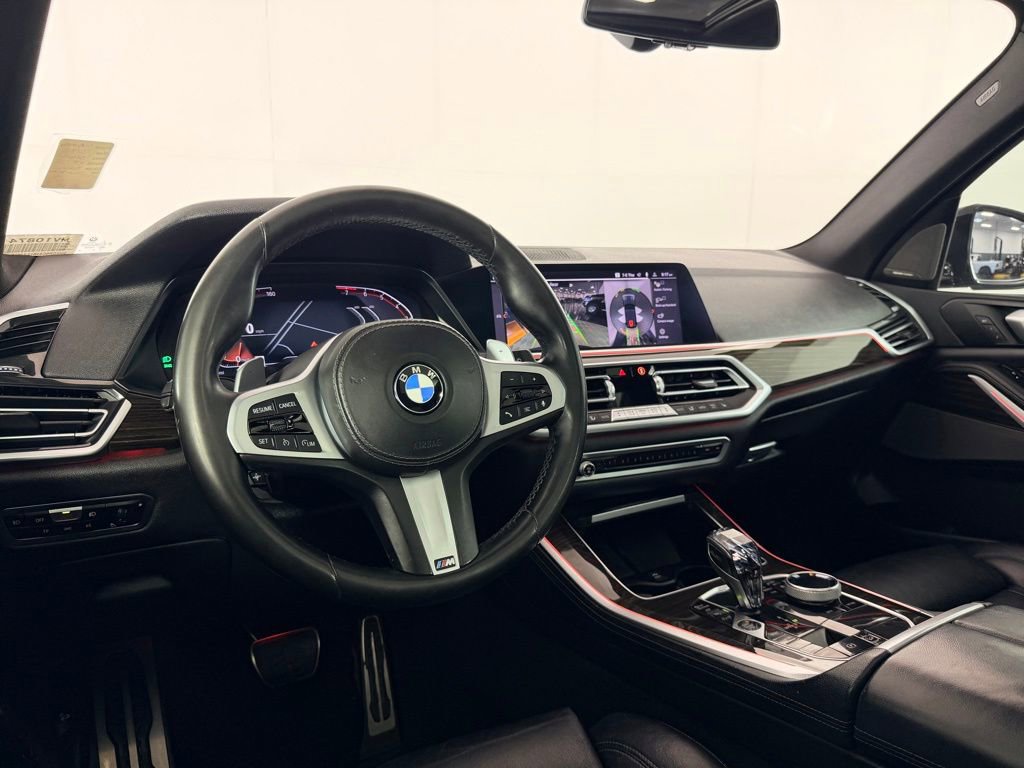 Used 2019 BMW X5 xDrive40i w/ M Sport Package AWD/4WD image 13