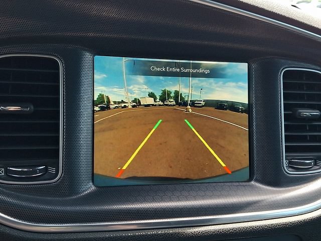 Used 2018 Dodge Charger SXT Plus RWD image 17