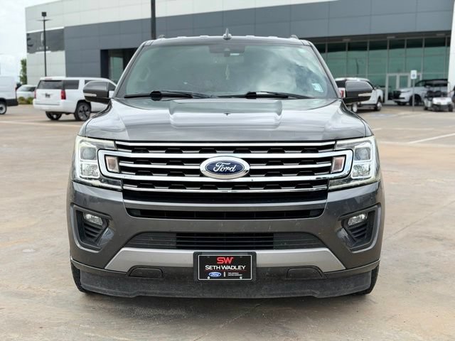 Used 2019 Ford Expedition XLT w/ Equipment Group 202A RWD image 2