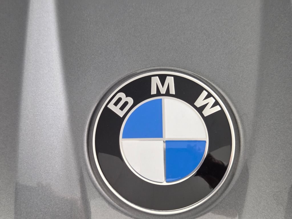 Used 2025 BMW X3 xDrive30i w/ Premium Package AWD/4WD image 9