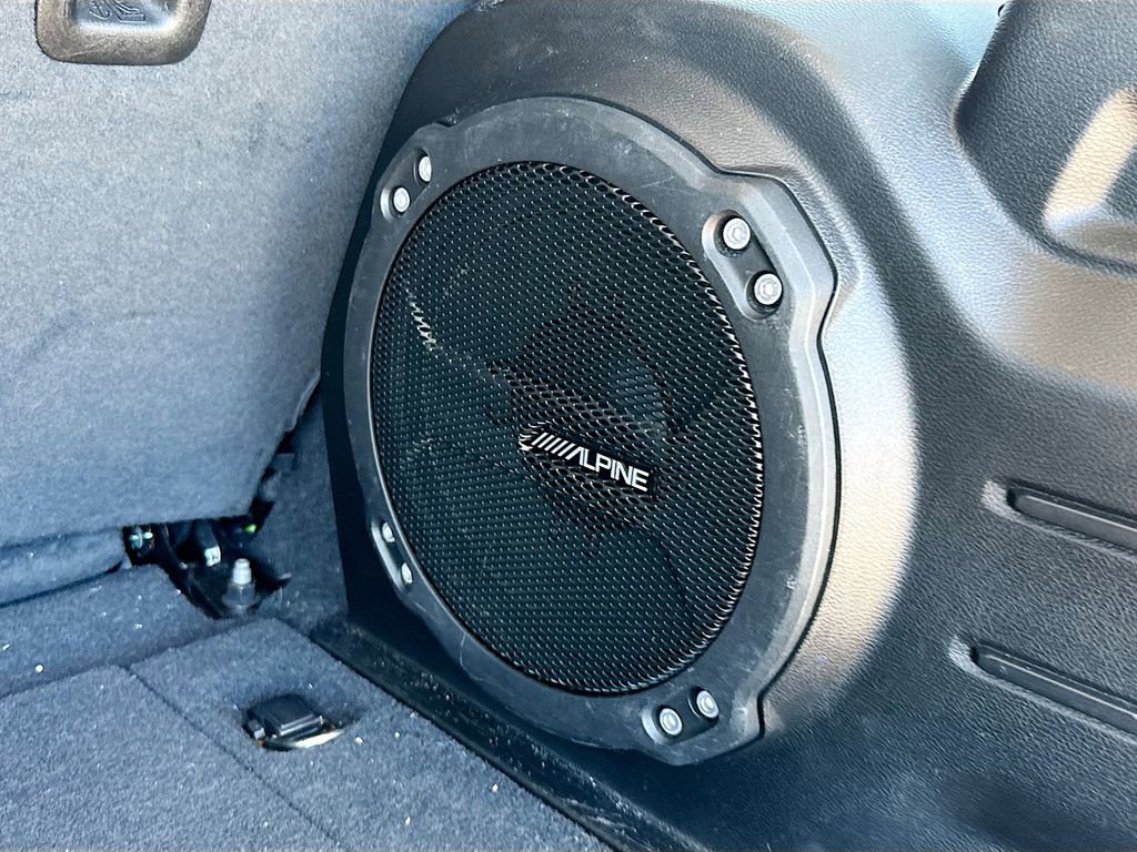 Used 2019 Jeep Wrangler Unlimited Sahara image 28