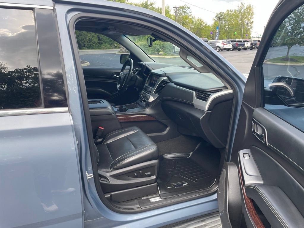 Used 2016 GMC Yukon XL SLT w/ Open Road Package AWD/4WD image 43