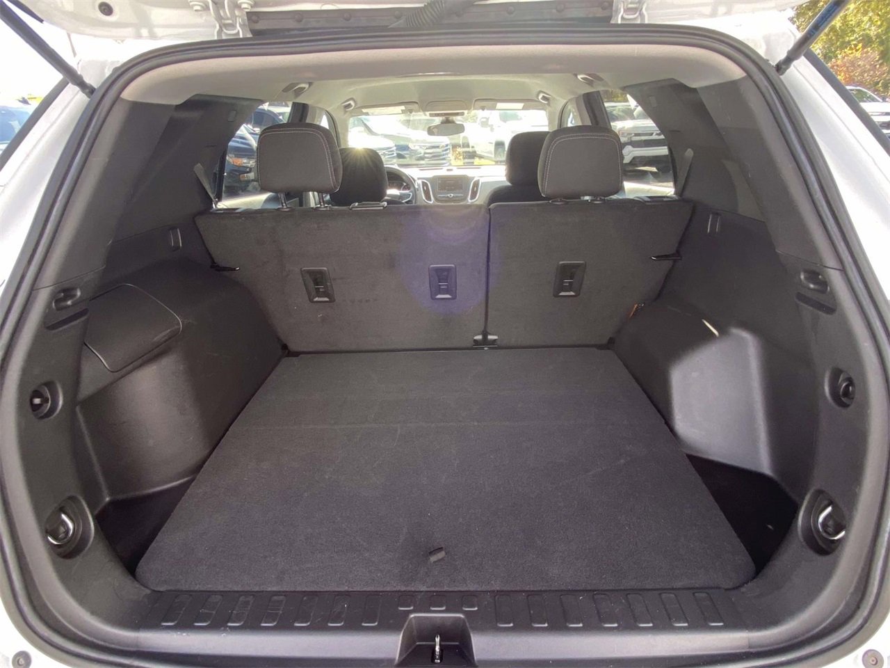 Used 2022 Chevrolet Equinox LS w/ LS Convenience Package image 8