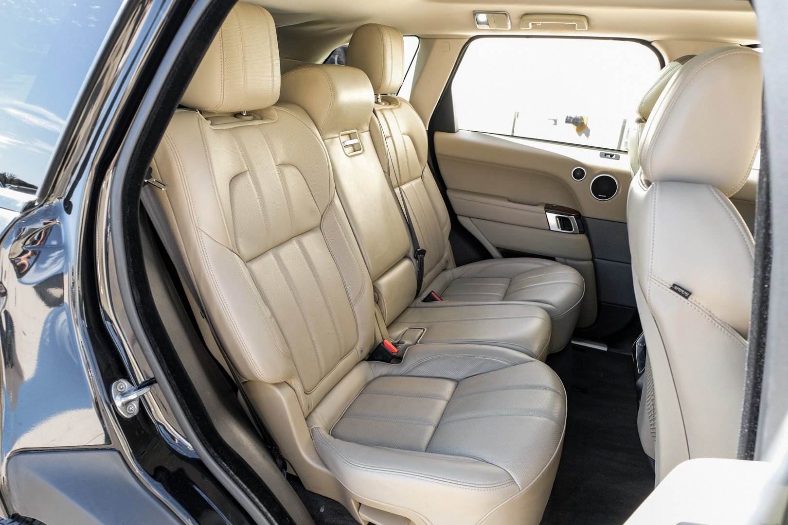 Used 2016 Land Rover Range Rover Sport Supercharged image 33