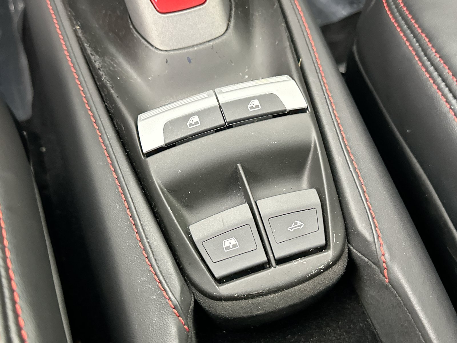 Used 2018 Ferrari 488 Spider RWD image 29
