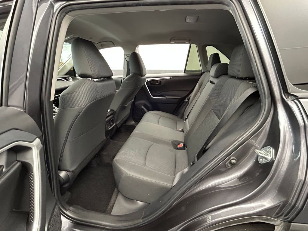 Used 2024 Toyota RAV4 LE FWD image 30
