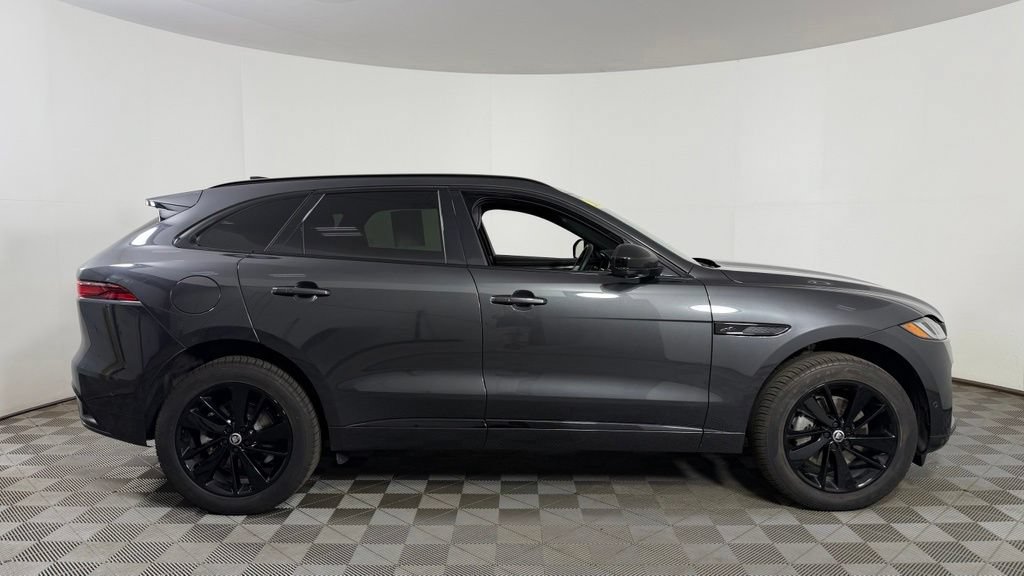 Used 2025 Jaguar F-PACE R-Dynamic S AWD/4WD image 8