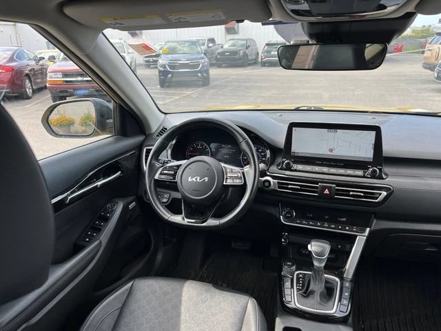 Certified 2022 Kia Seltos SX AWD/4WD image 39