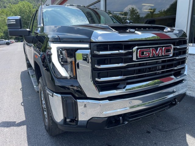 New 2025 GMC Sierra 2500 SLT w/ SLT Premium Package image 3